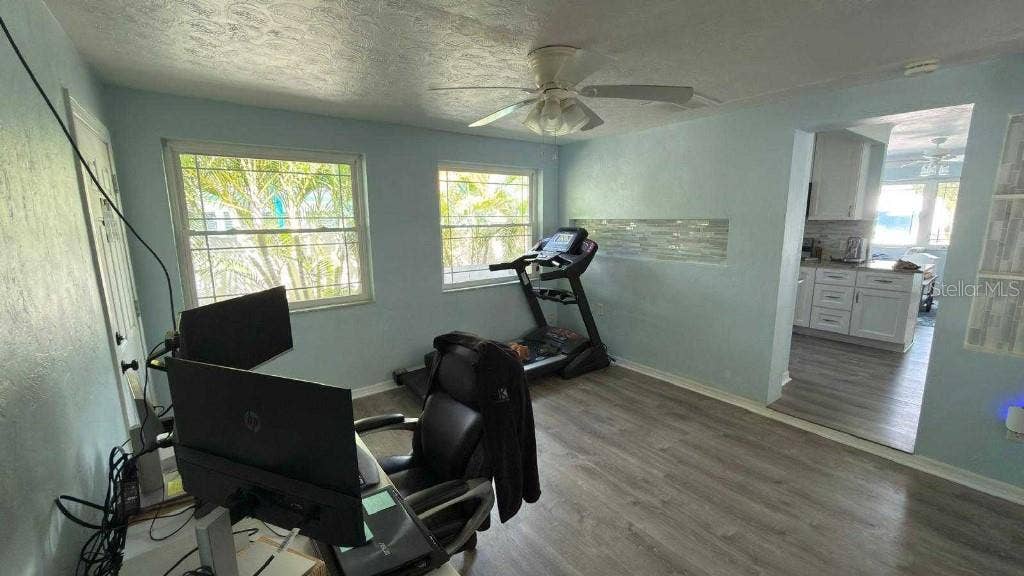 324 36TH AVENUE NE, St Petersburg, FL 33704