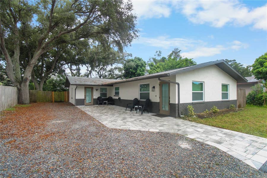 Property photo for 3050 MEADOW LAKE AVENUE, Largo, FL