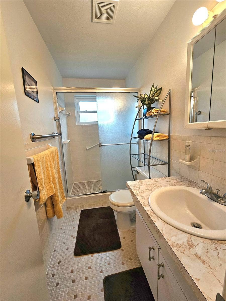 2426 PERSIAN DRIVE, #64, Clearwater, FL 33763