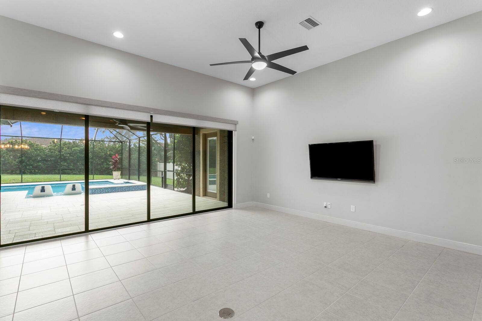 821 FLORESTA STREET, Brandon, FL 33511