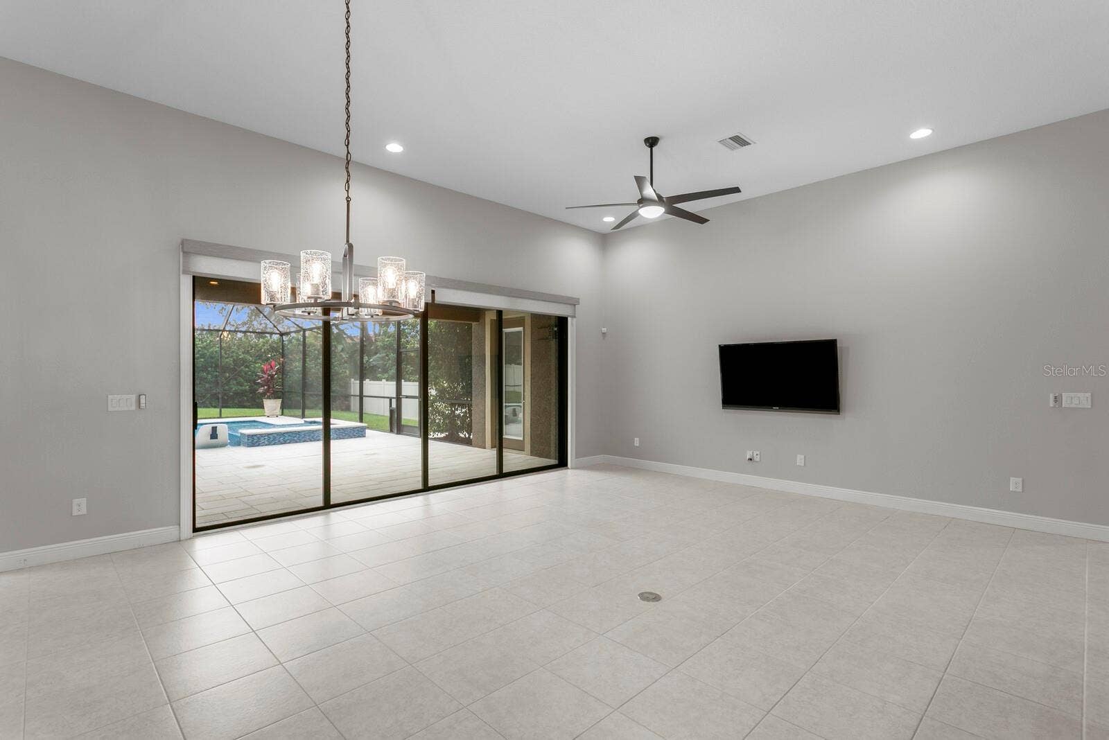 821 FLORESTA STREET, Brandon, FL 33511