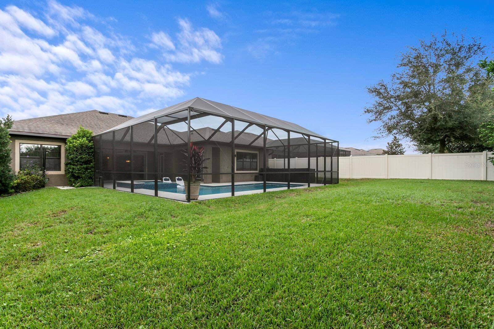 821 FLORESTA STREET, Brandon, FL 33511