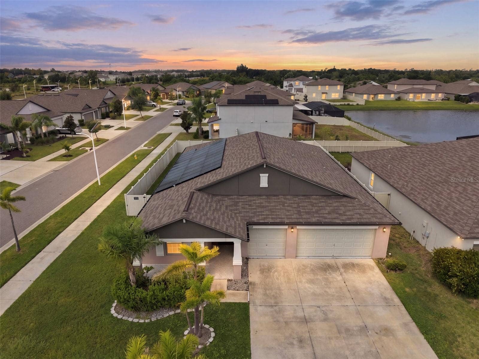16681 CARLTON POND STREET, Wimauma, FL 33598