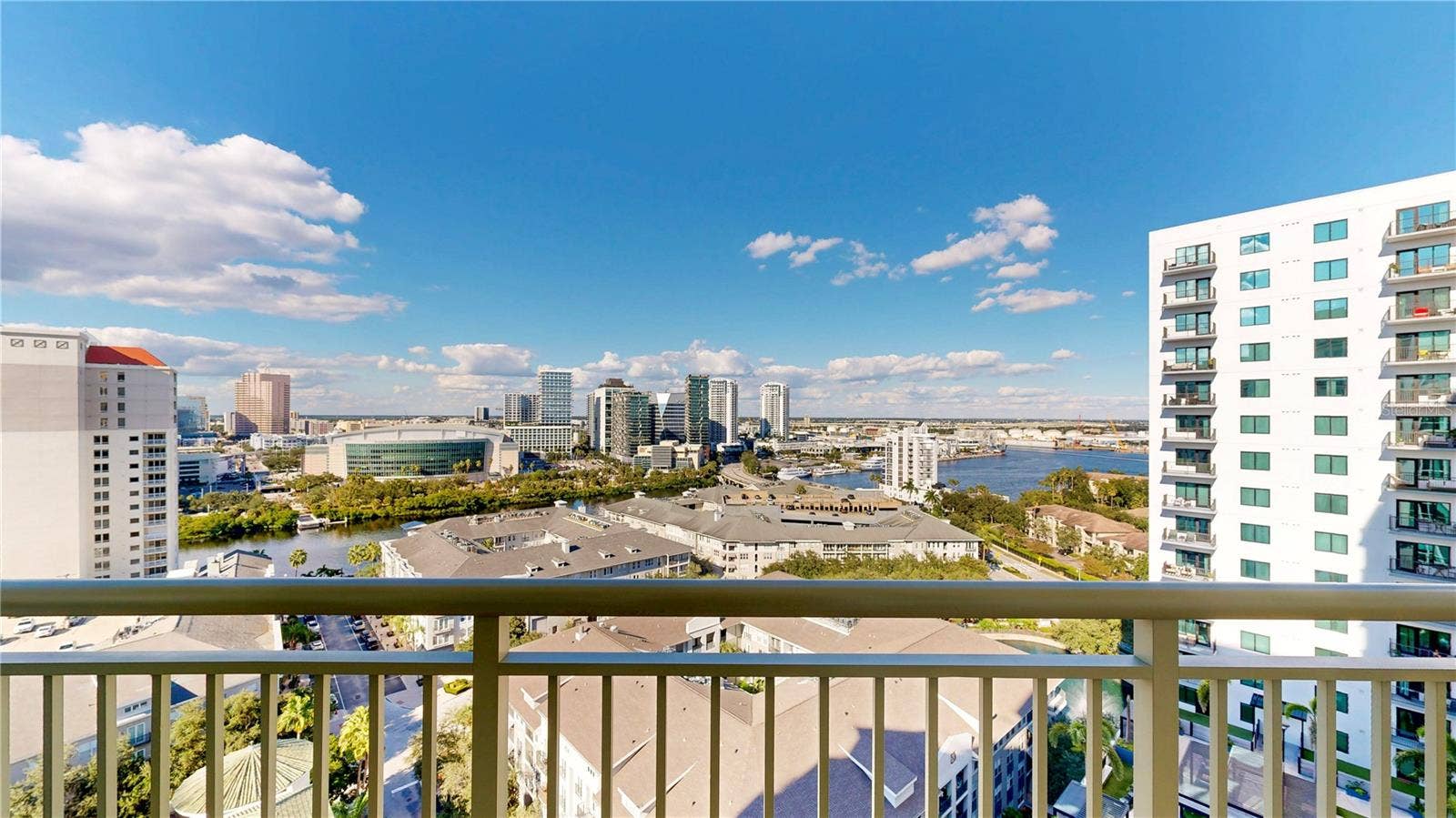 450 KNIGHTS RUN AVENUE, #1701, Tampa, FL 33602