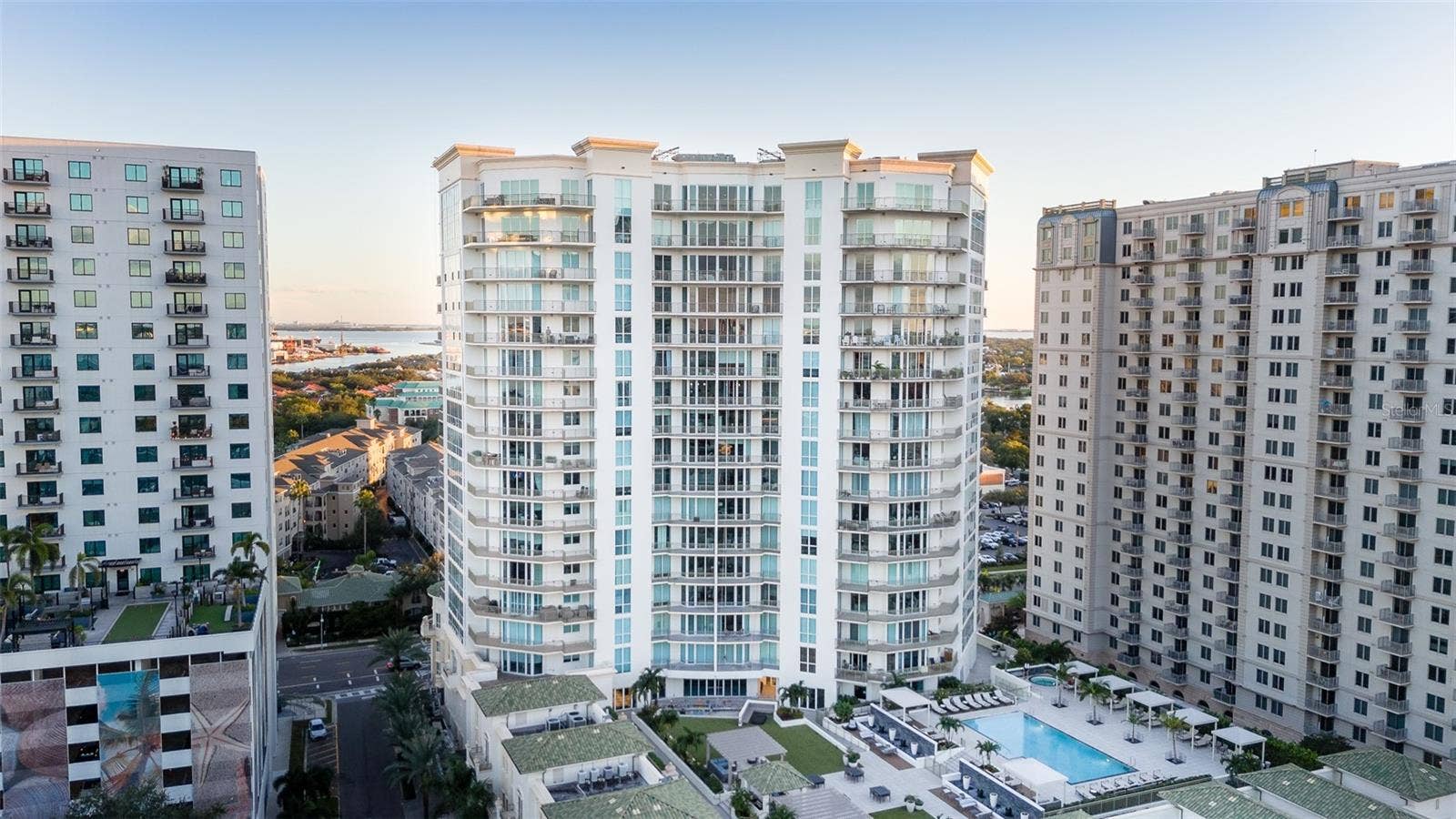 450 KNIGHTS RUN AVENUE, #1701, Tampa, FL 33602