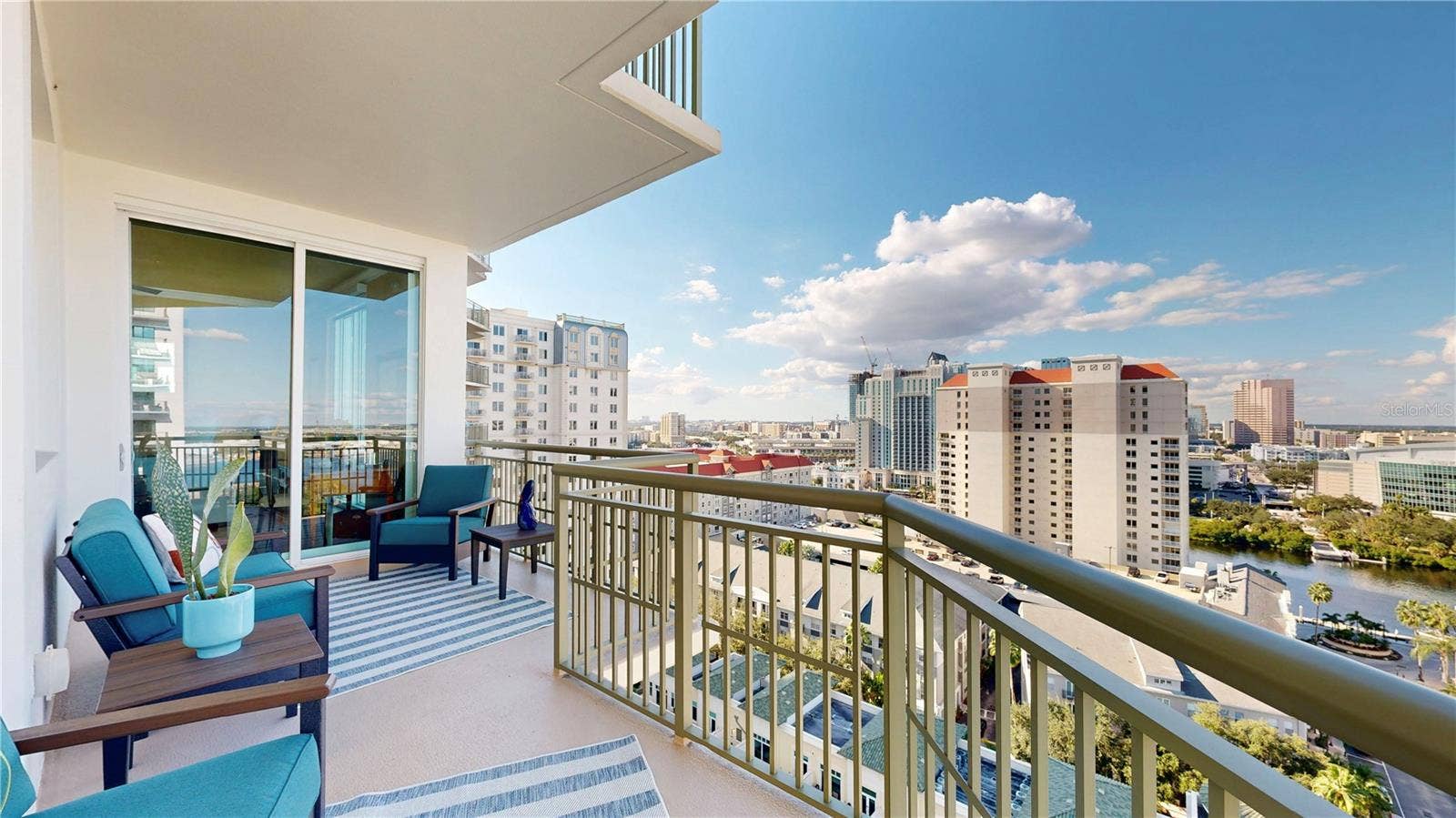 450 KNIGHTS RUN AVENUE, #1701, Tampa, FL 33602