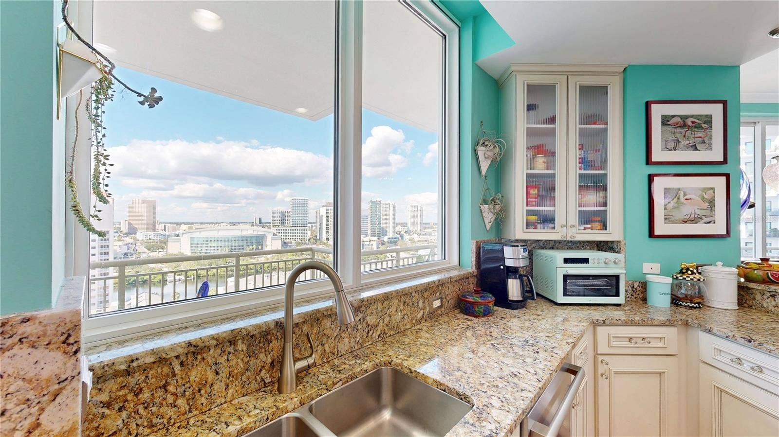 450 KNIGHTS RUN AVENUE, #1701, Tampa, FL 33602