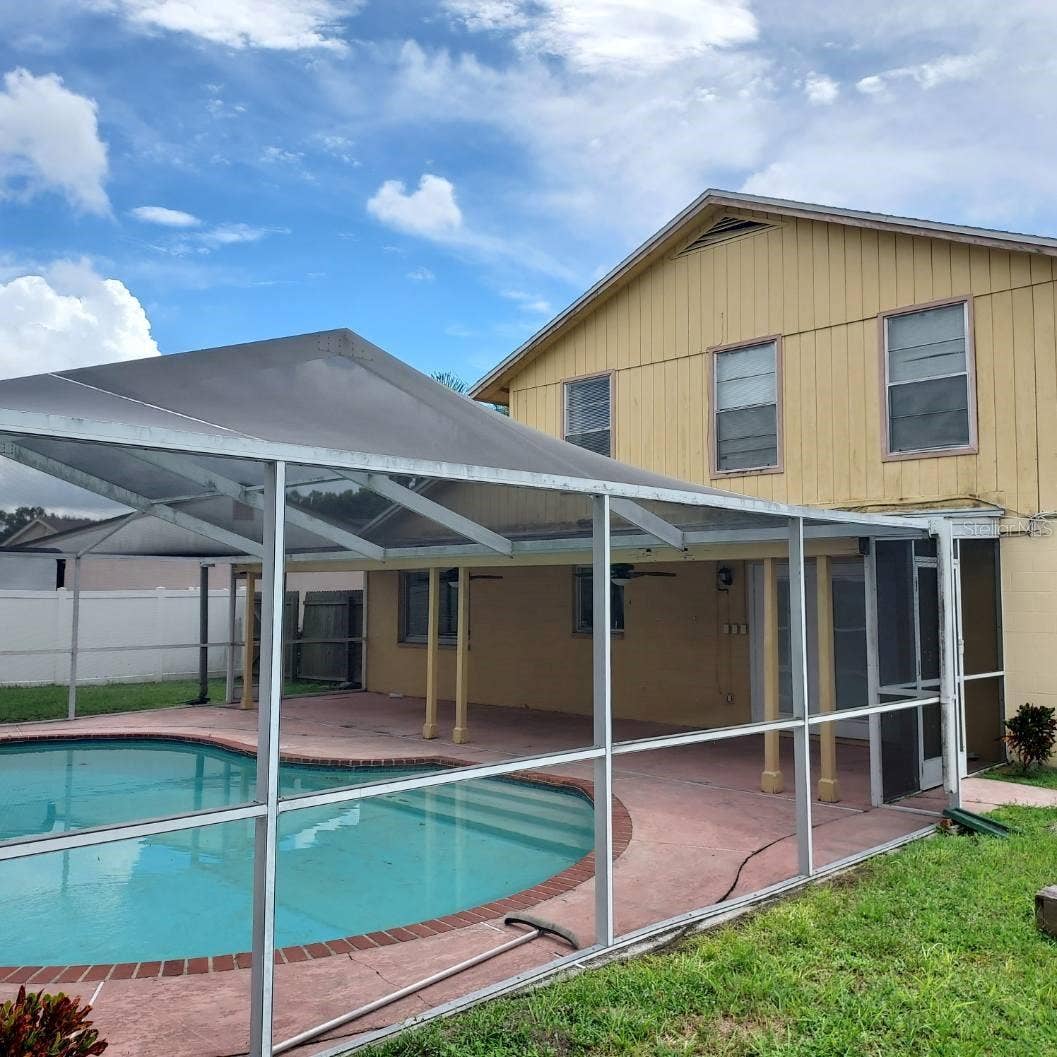 5205 DUBLIN PLACE, Tampa, FL 33624 5205 DUBLIN PLACE, Tampa, FL 33624