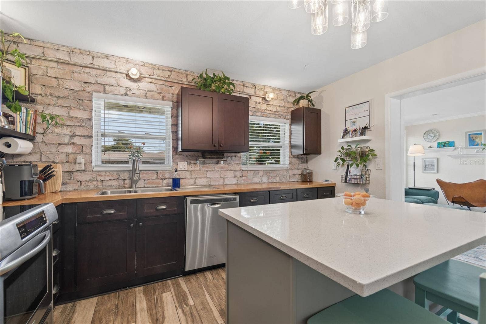 3531 29TH AVENUE N, St Petersburg, FL 33713 3531 29TH AVENUE N, St Petersburg, FL 33713