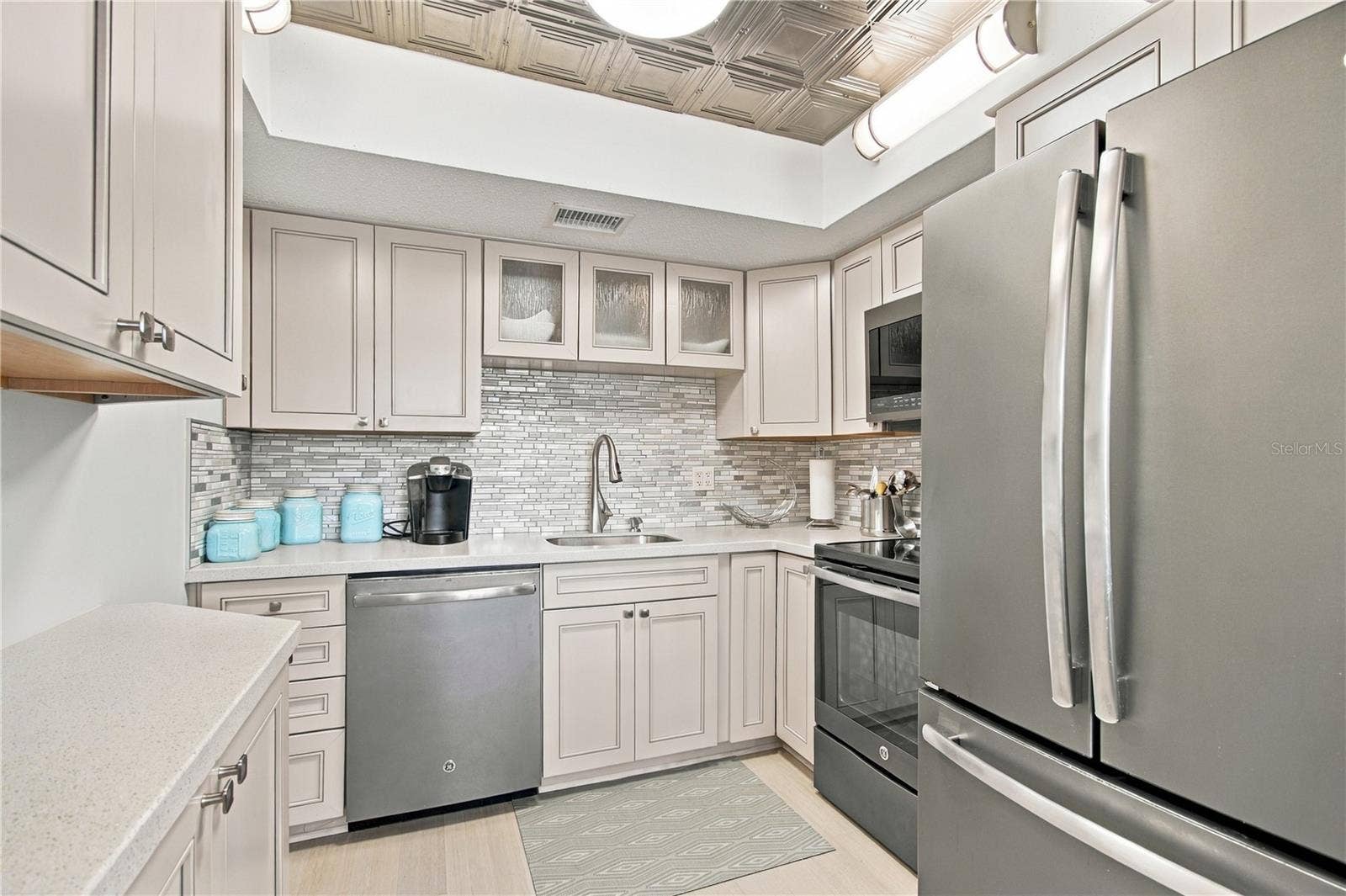 11620 PARK BOULEVARD, #203, Seminole, FL 33772