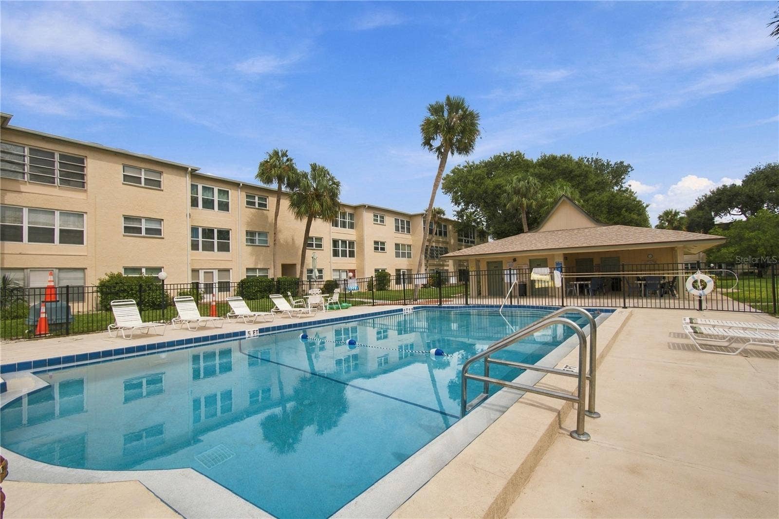 11620 PARK BOULEVARD, #203, Seminole, FL 33772