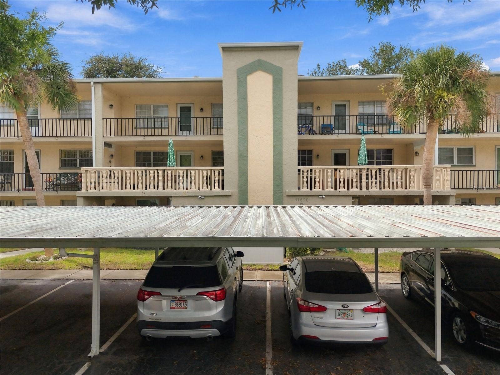 11620 PARK BOULEVARD, #203, Seminole, FL 33772