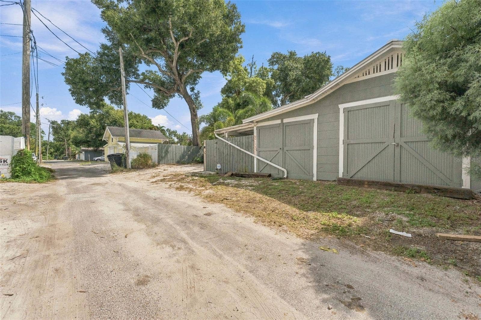 2121 DARTMOUTH AVENUE N, St Petersburg, FL 33713