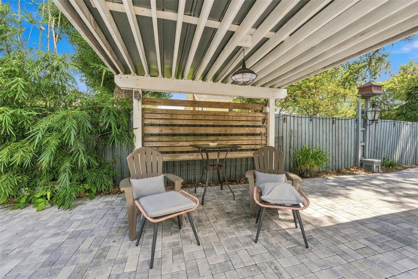 2121 DARTMOUTH AVENUE N, St Petersburg, FL 33713