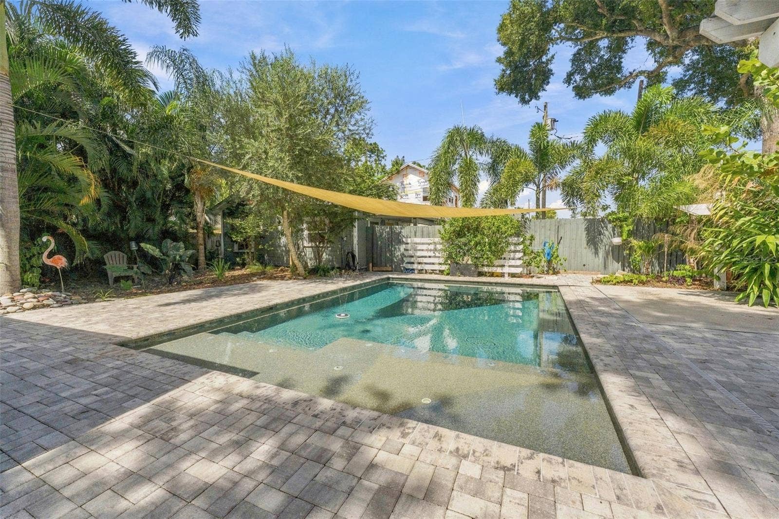 2121 DARTMOUTH AVENUE N, St Petersburg, FL 33713