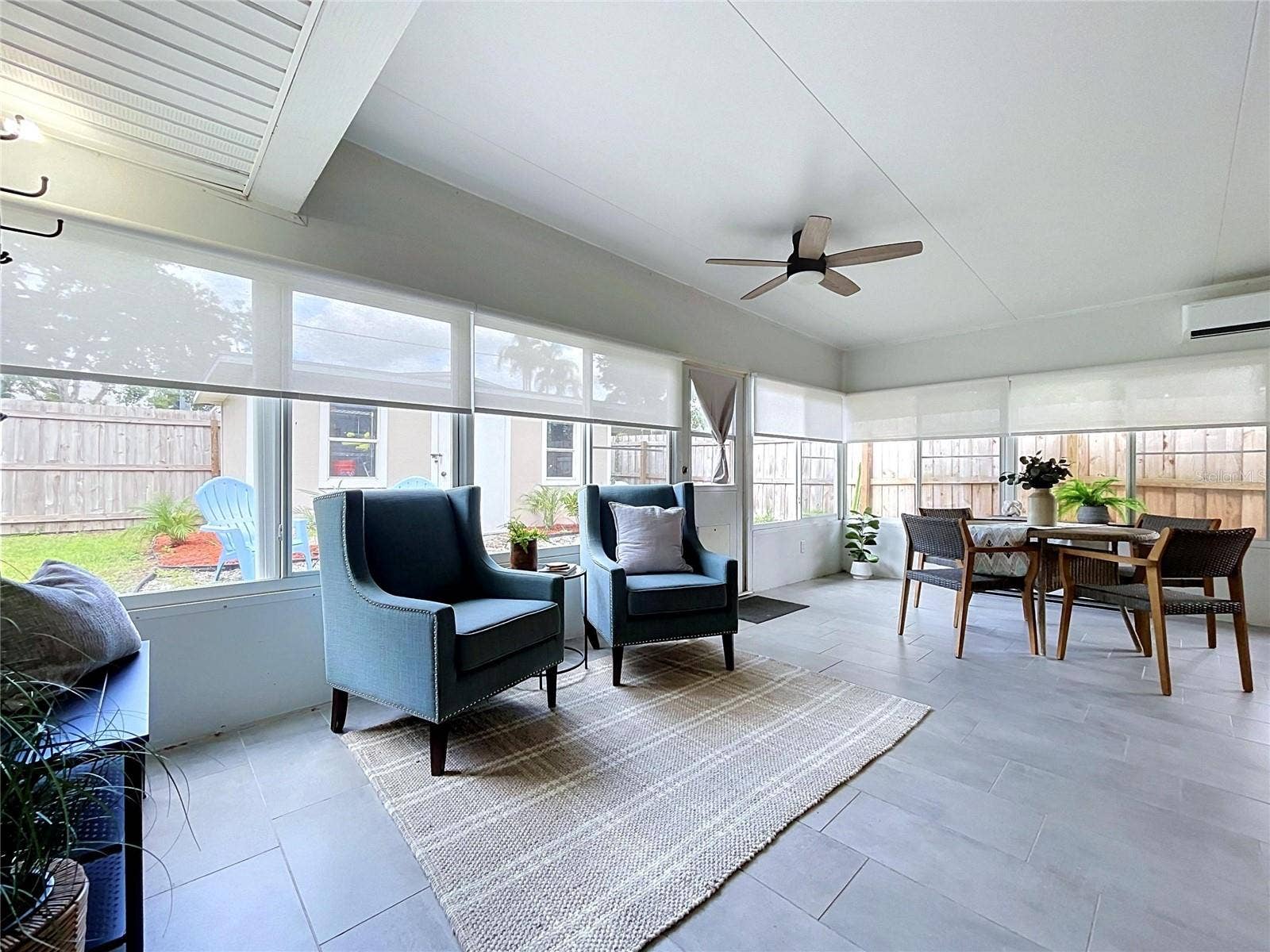 611 W HENRY AVENUE, Tampa, FL 33604