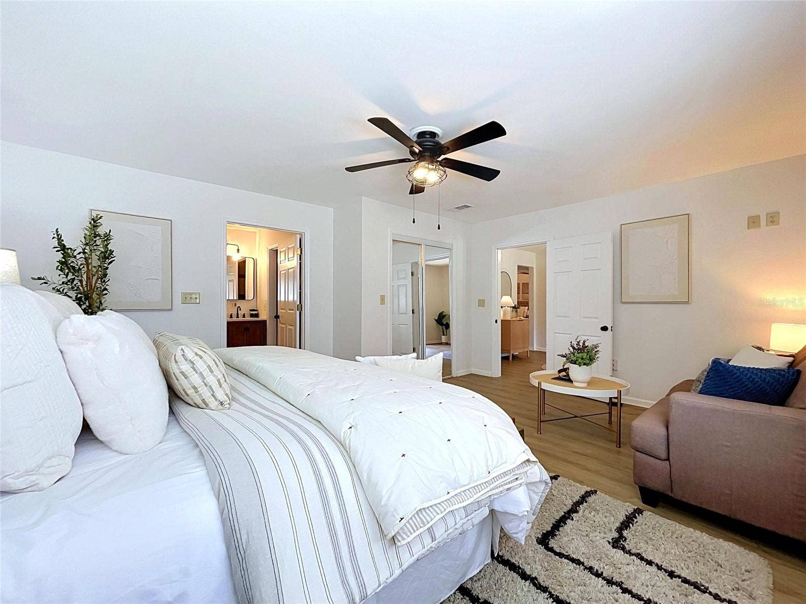 611 W HENRY AVENUE, Tampa, FL 33604
