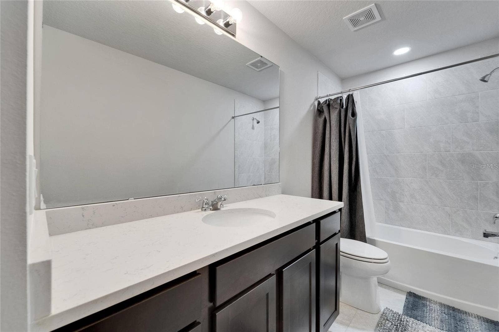 6658 DEVLIN LANE, Wesley Chapel, FL 33545 6658 DEVLIN LANE, Wesley Chapel, FL 33545