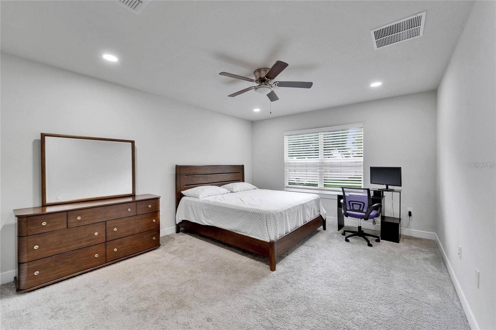6658 DEVLIN LANE, Wesley Chapel, FL 33545 6658 DEVLIN LANE, Wesley Chapel, FL 33545