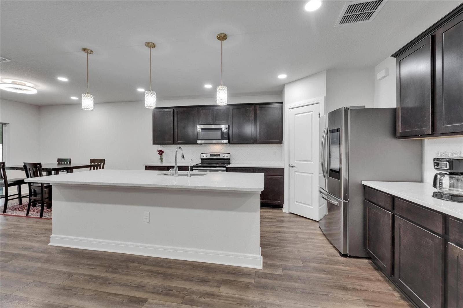 6658 DEVLIN LANE, Wesley Chapel, FL 33545 6658 DEVLIN LANE, Wesley Chapel, FL 33545