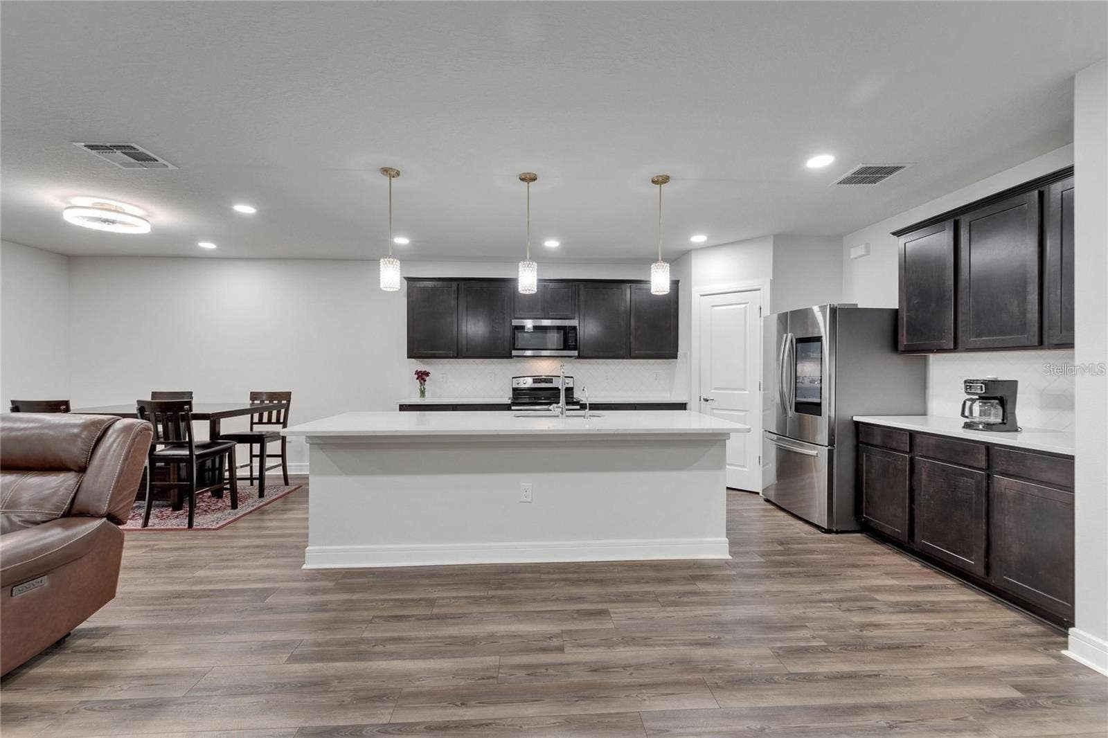 6658 DEVLIN LANE, Wesley Chapel, FL 33545 6658 DEVLIN LANE, Wesley Chapel, FL 33545