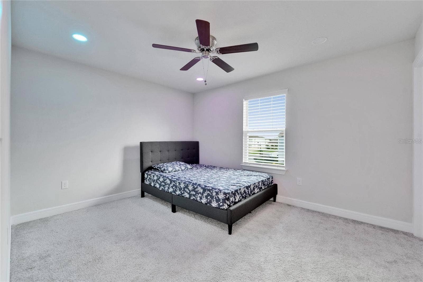 6658 DEVLIN LANE, Wesley Chapel, FL 33545 6658 DEVLIN LANE, Wesley Chapel, FL 33545