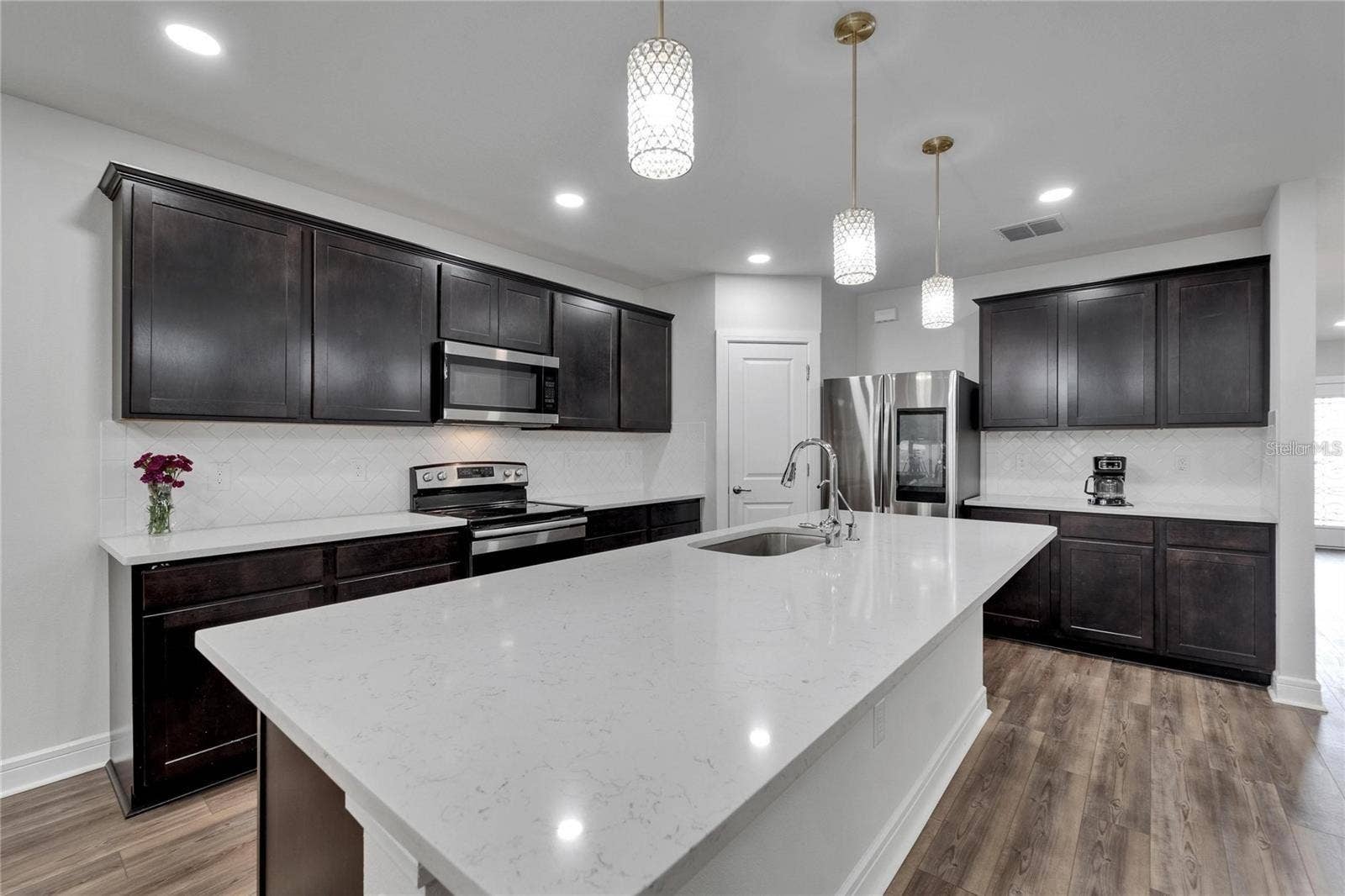 6658 DEVLIN LANE, Wesley Chapel, FL 33545 6658 DEVLIN LANE, Wesley Chapel, FL 33545