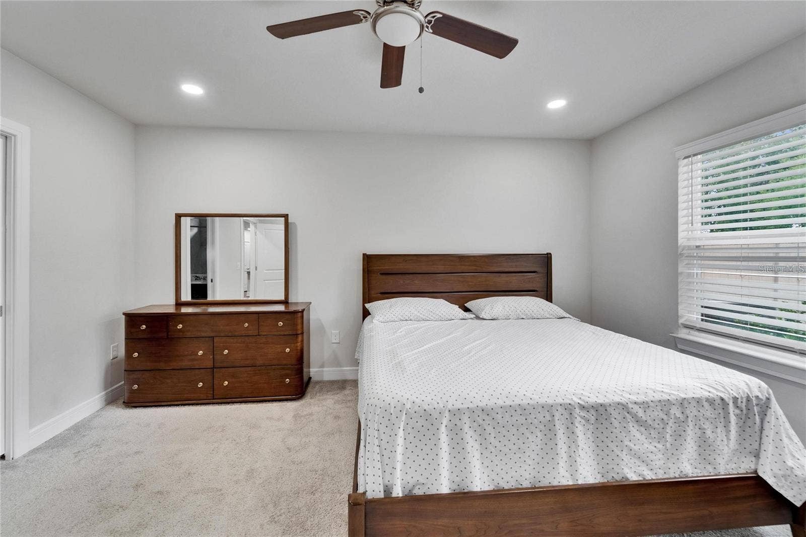 6658 DEVLIN LANE, Wesley Chapel, FL 33545 6658 DEVLIN LANE, Wesley Chapel, FL 33545
