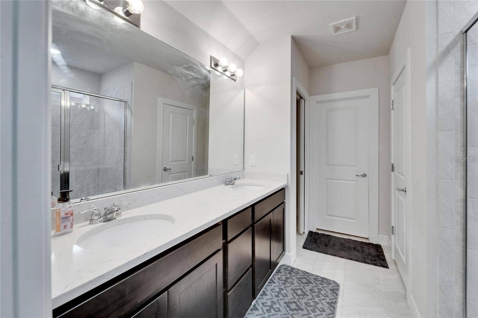 6658 DEVLIN LANE, Wesley Chapel, FL 33545 6658 DEVLIN LANE, Wesley Chapel, FL 33545