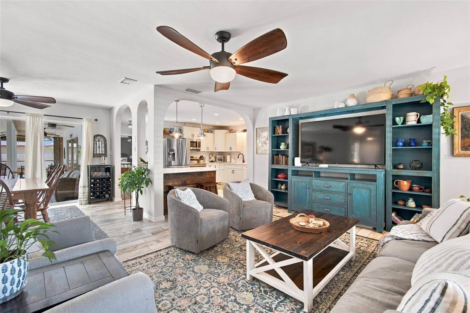 1889 BUGLE LANE, Clearwater, FL 33764