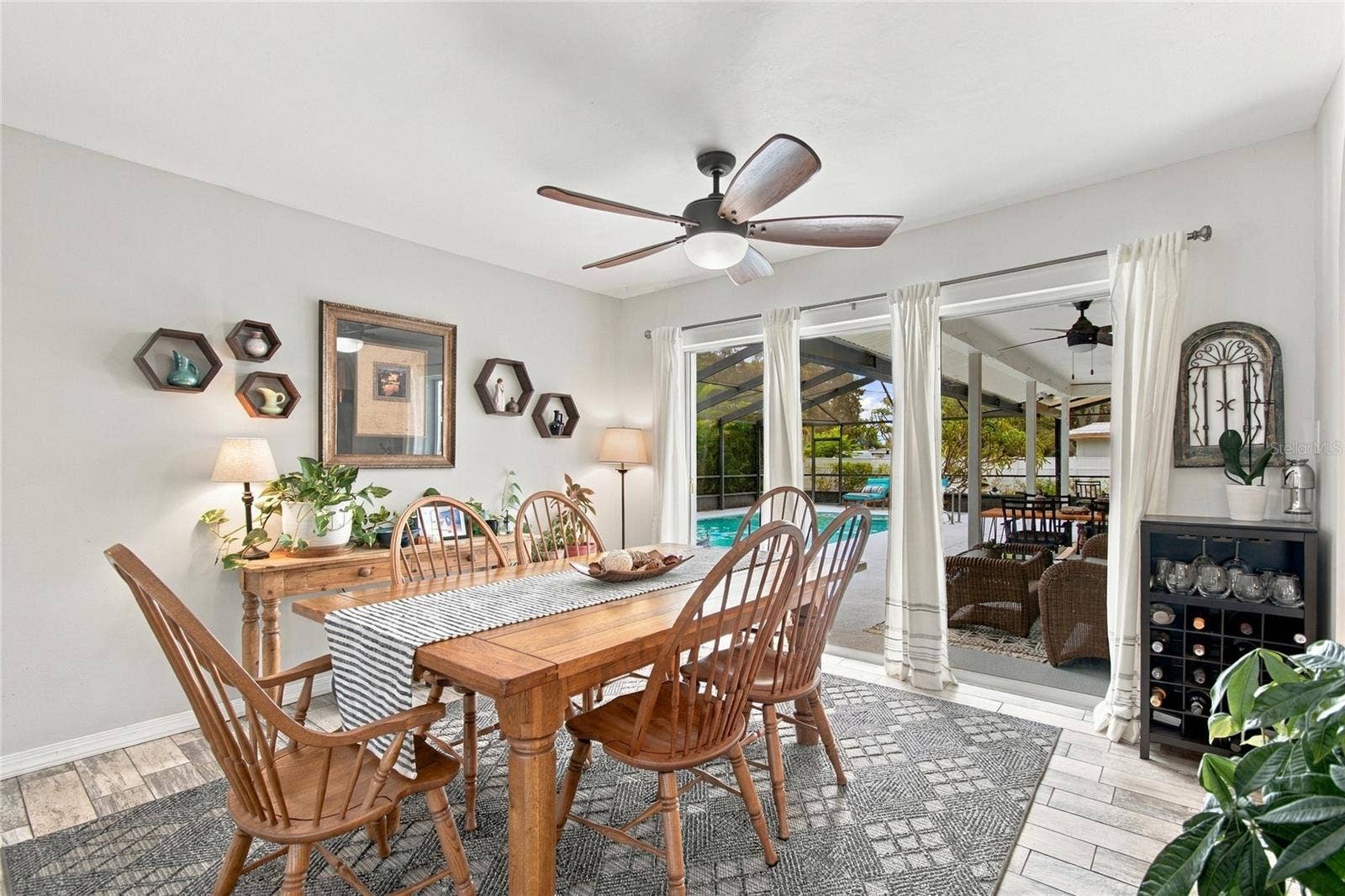 1889 BUGLE LANE, Clearwater, FL 33764