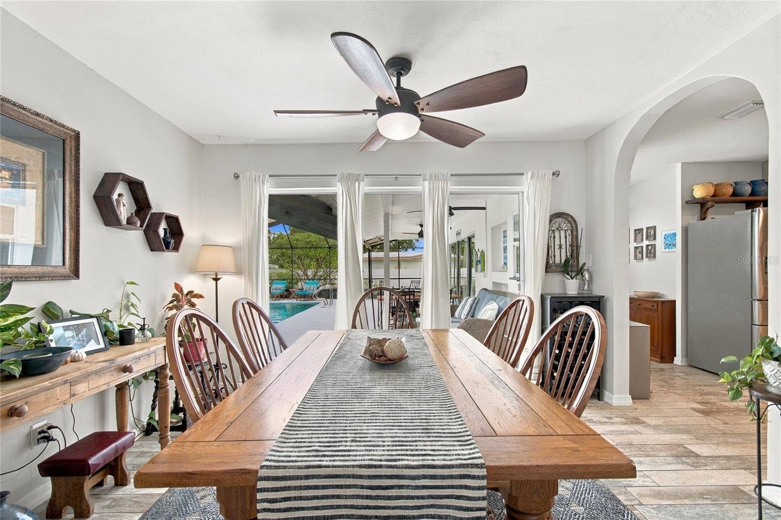 1889 BUGLE LANE, Clearwater, FL 33764