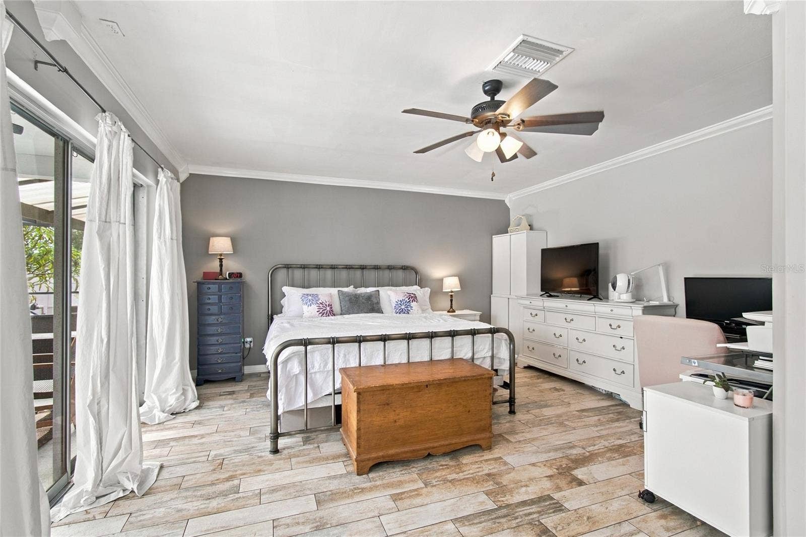 1889 BUGLE LANE, Clearwater, FL 33764