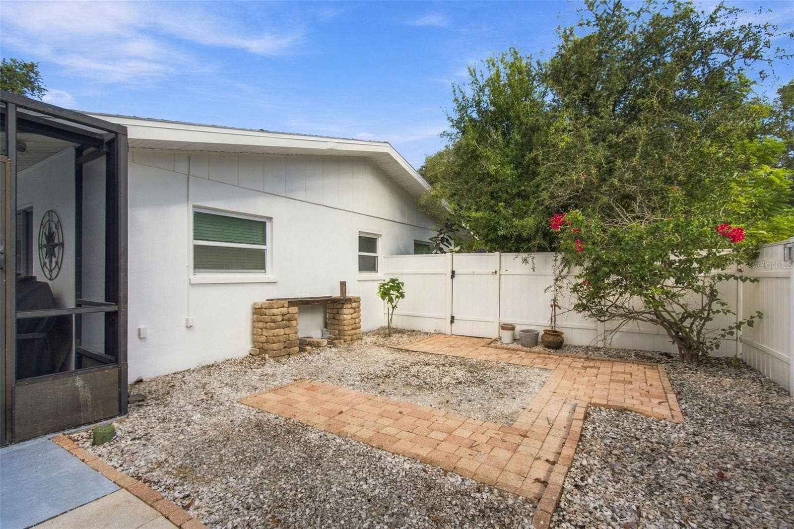 1889 BUGLE LANE, Clearwater, FL 33764