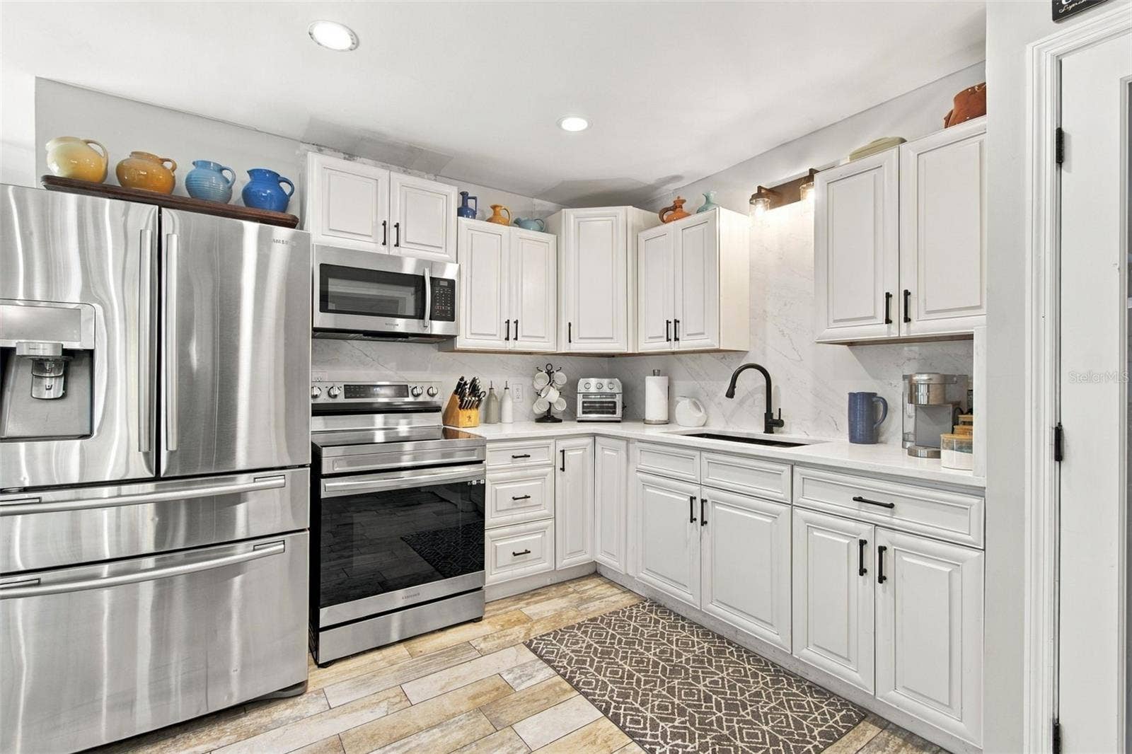 1889 BUGLE LANE, Clearwater, FL 33764