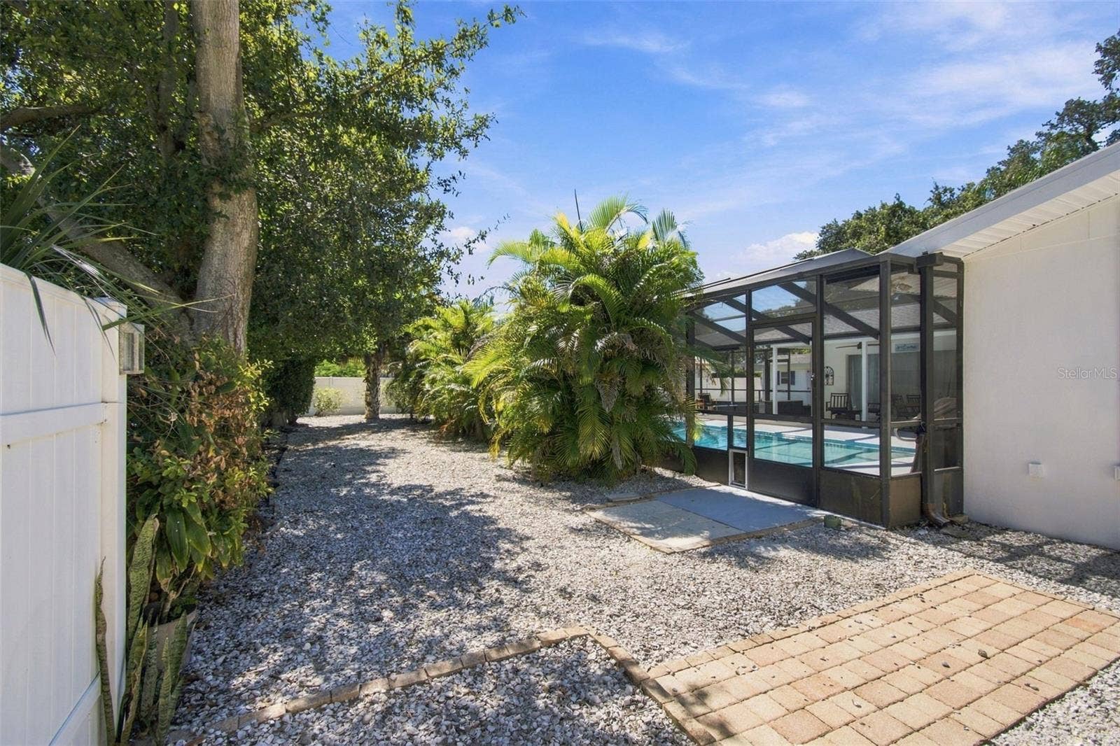 1889 BUGLE LANE, Clearwater, FL 33764