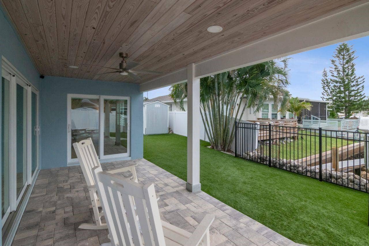 312 WESTWINDS DRIVE, Palm Harbor, FL 34683
