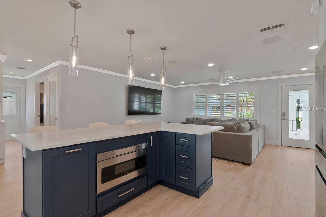 312 WESTWINDS DRIVE, Palm Harbor, FL 34683