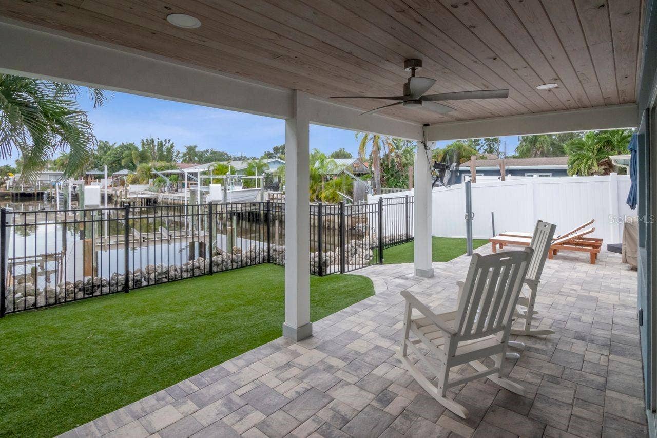 312 WESTWINDS DRIVE, Palm Harbor, FL 34683