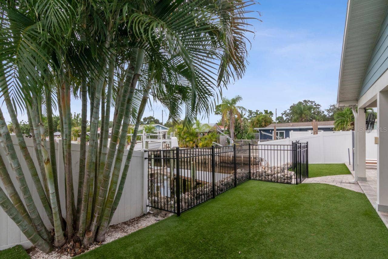 312 WESTWINDS DRIVE, Palm Harbor, FL 34683