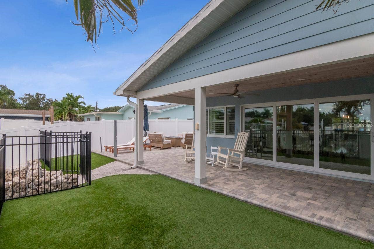 312 WESTWINDS DRIVE, Palm Harbor, FL 34683
