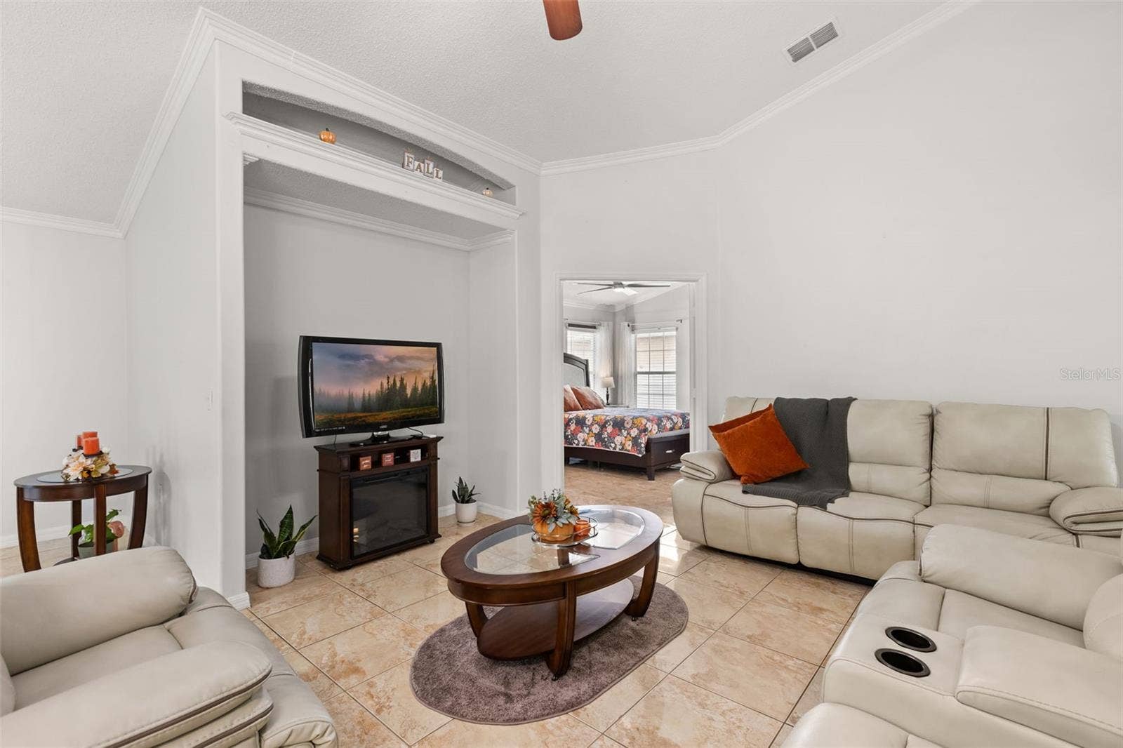 1126 WOODFLOWER WAY, Clermont, FL 34714 1126 WOODFLOWER WAY, Clermont, FL 34714