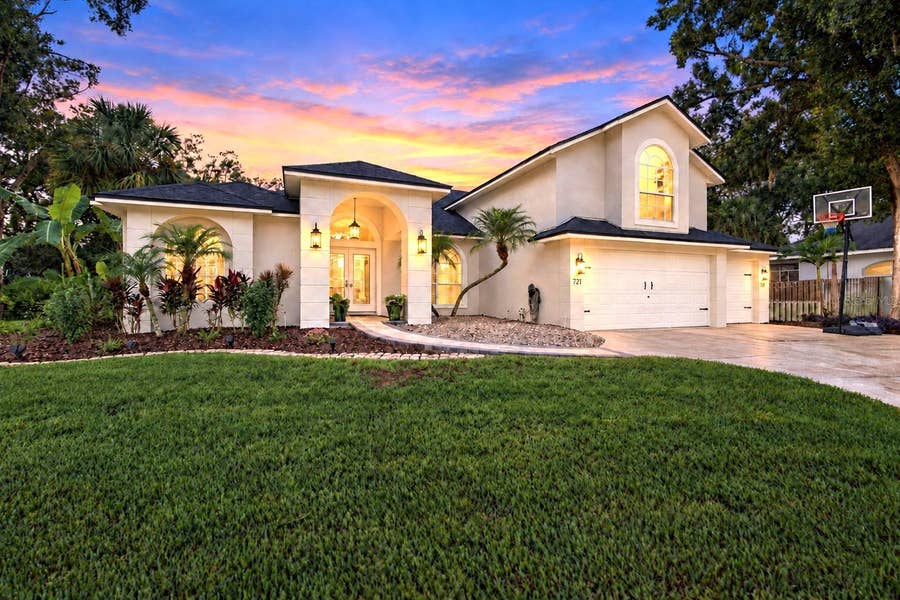 Property photo for 721 FAYETTE PLACE, Lutz, FL
