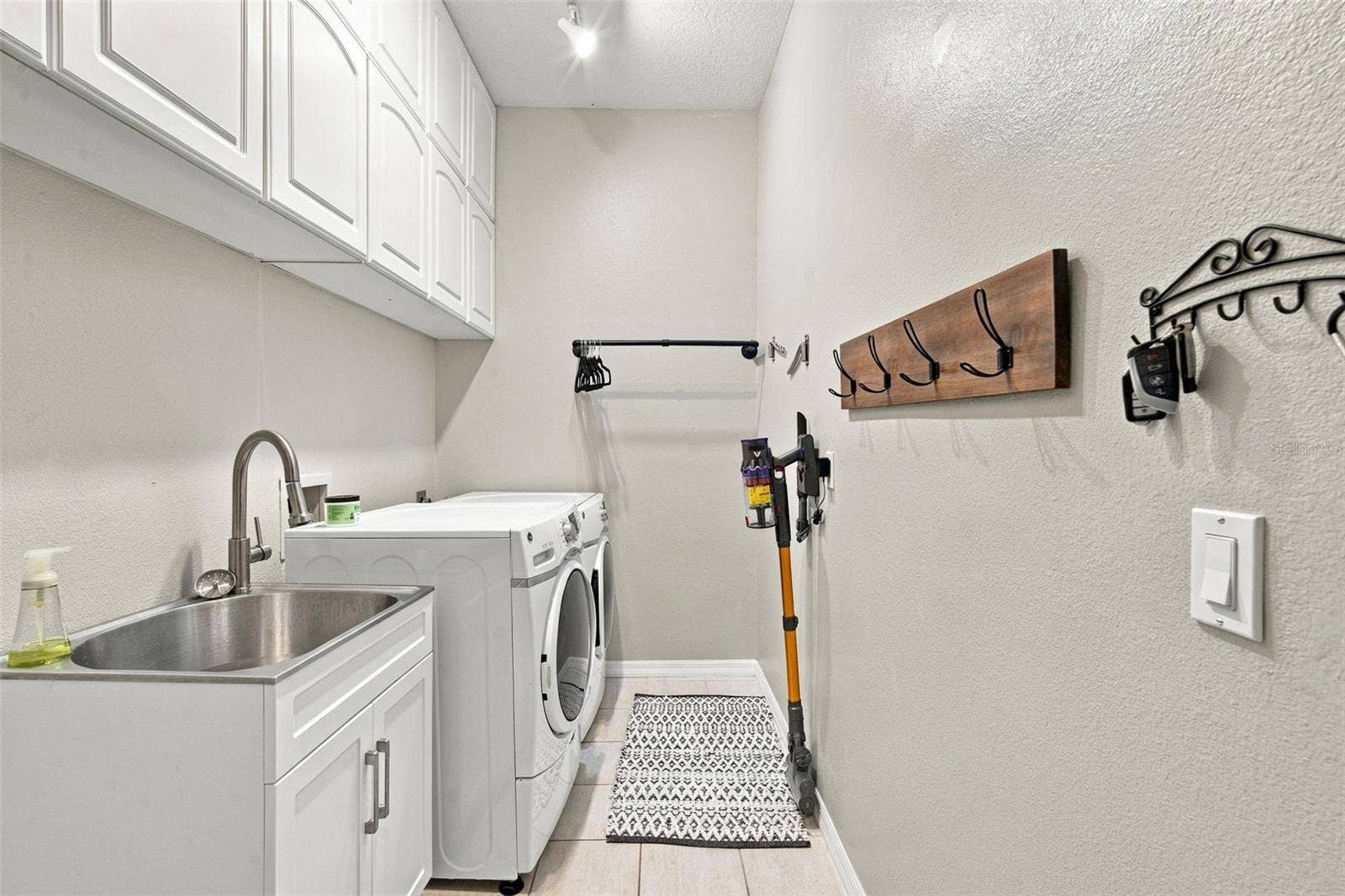 721 FAYETTE PLACE, Lutz, FL 33549 721 FAYETTE PLACE, Lutz, FL 33549