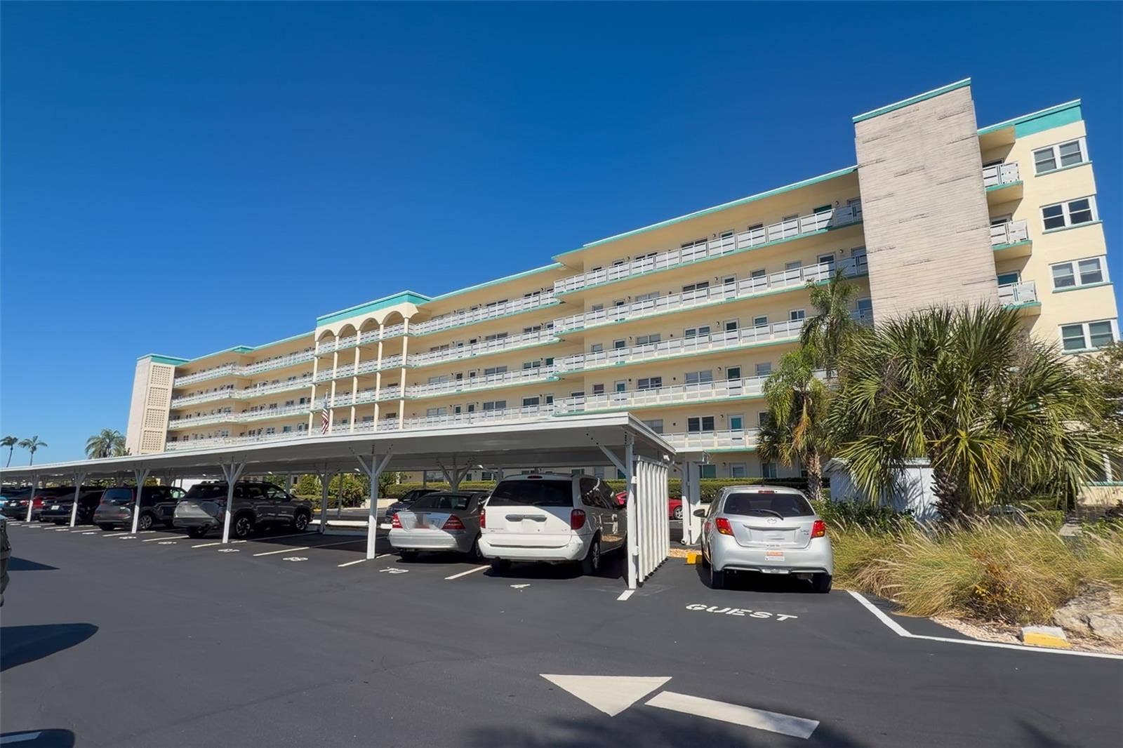 2960 59TH STREET S, #215, Gulfport, FL 33707 2960 59TH STREET S, #215, Gulfport, FL 33707