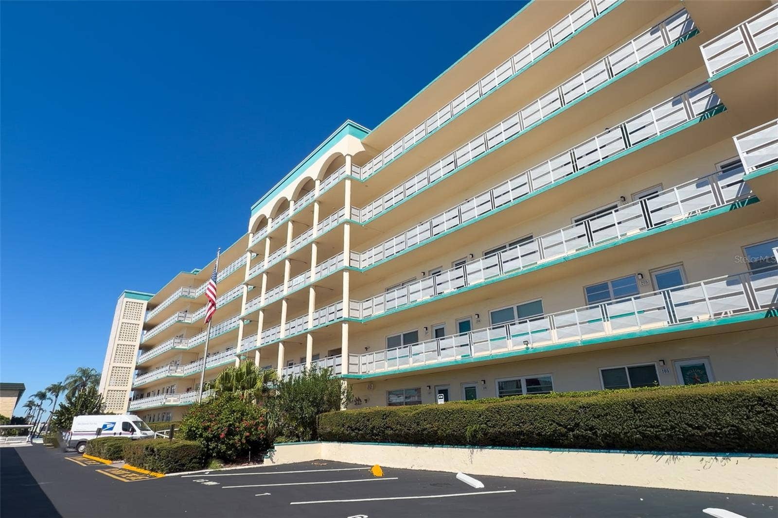 2960 59TH STREET S, #215, Gulfport, FL 33707 2960 59TH STREET S, #215, Gulfport, FL 33707