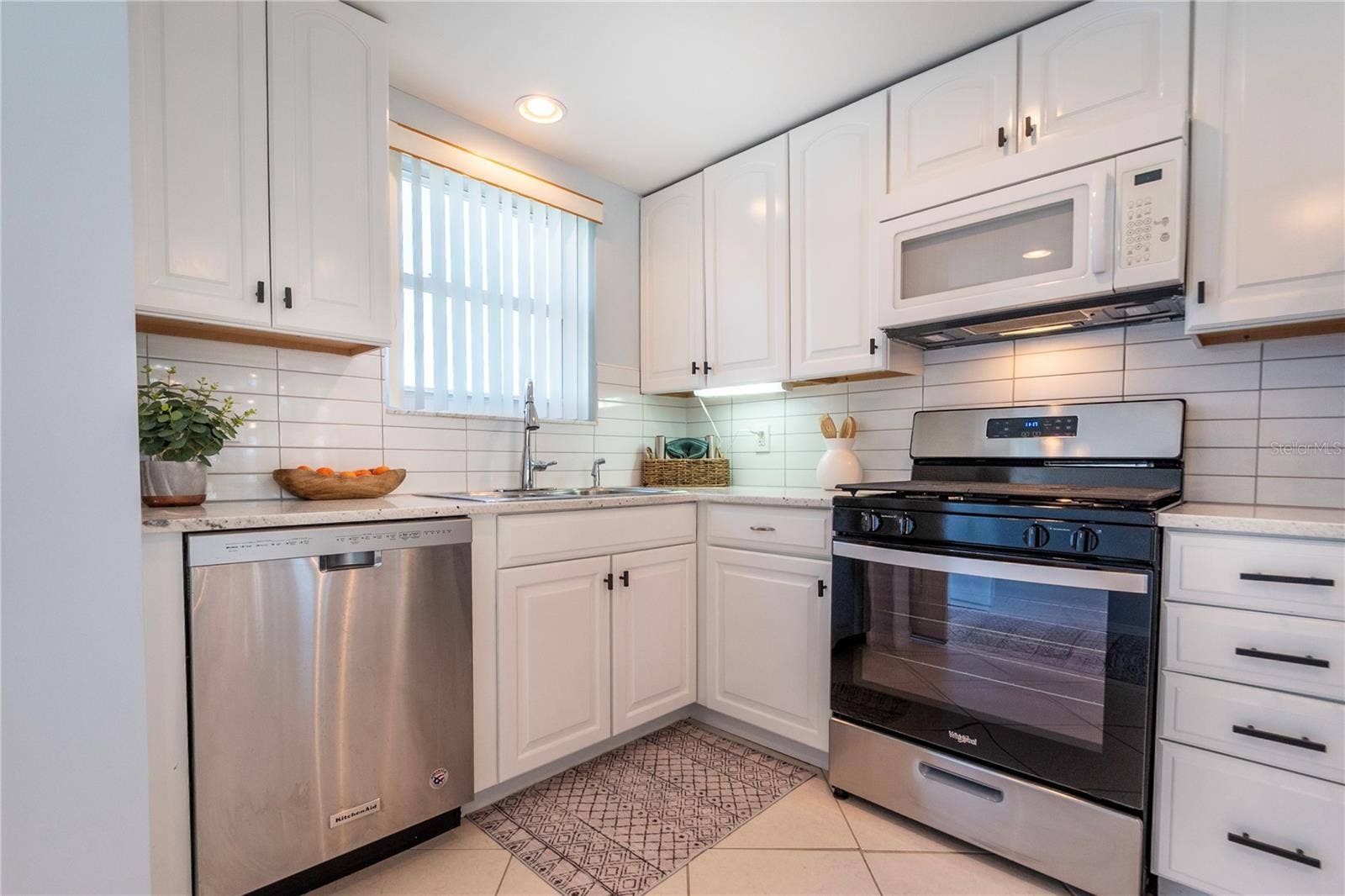 2960 59TH STREET S, #215, Gulfport, FL 33707 2960 59TH STREET S, #215, Gulfport, FL 33707