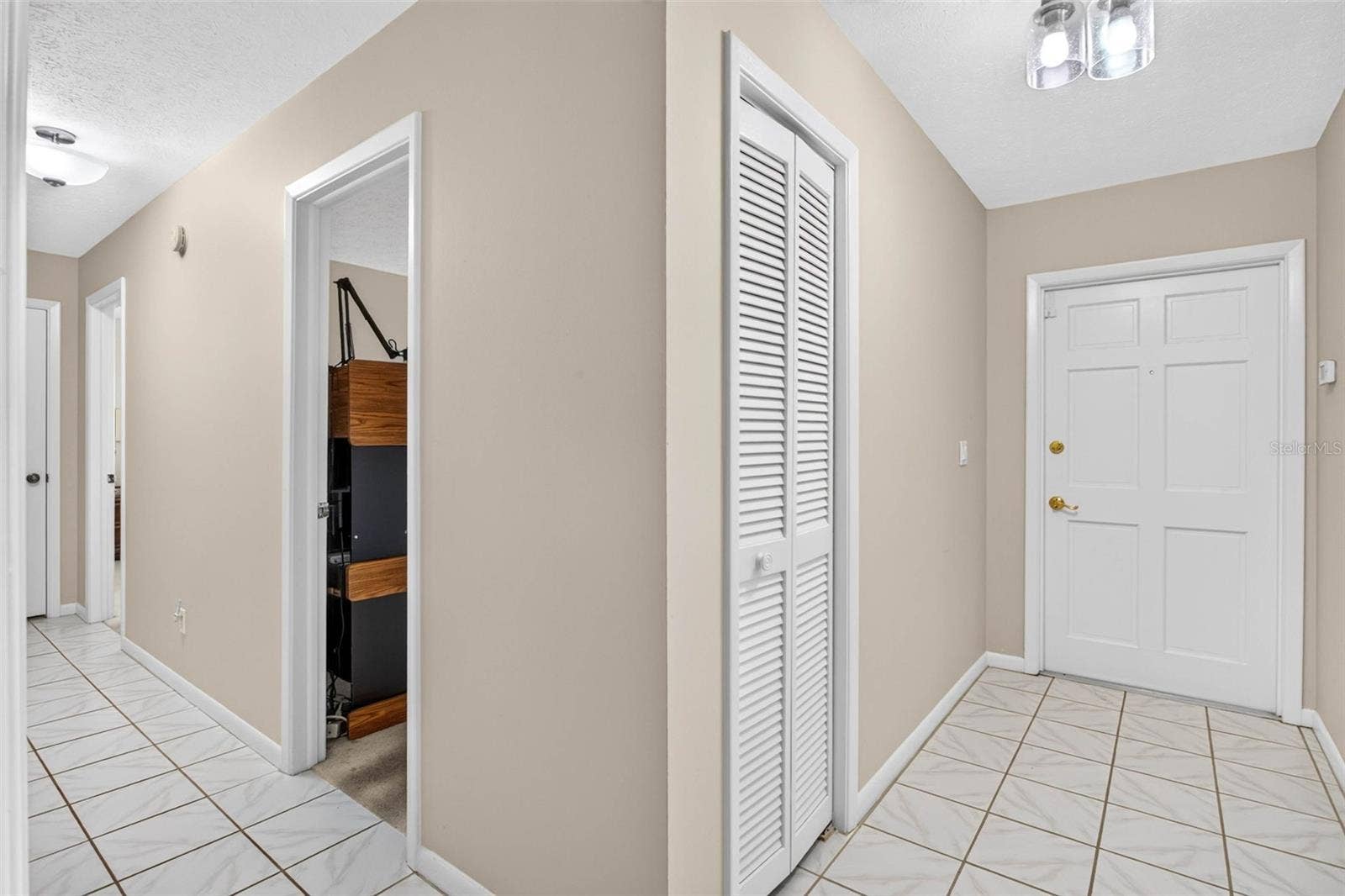 7220 WOODBROOK DRIVE, Tampa, FL 33625 7220 WOODBROOK DRIVE, Tampa, FL 33625