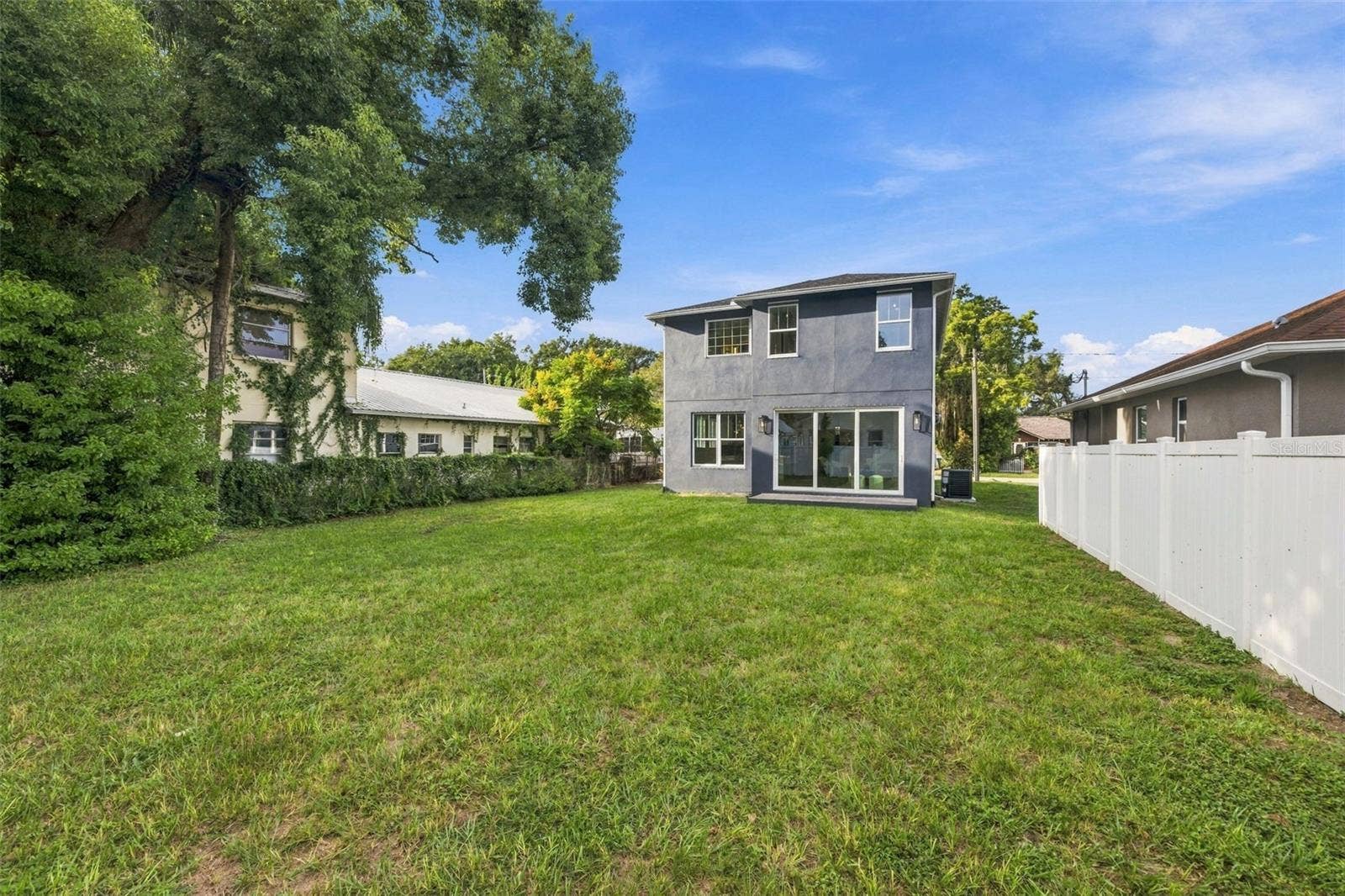 1509 E KNOLLWOOD STREET, Tampa, FL 33610 1509 E KNOLLWOOD STREET, Tampa, FL 33610