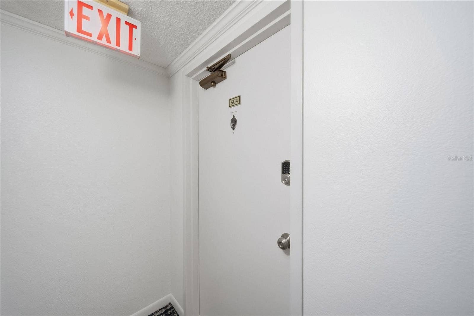 830 S GULFVIEW BOULEVARD, #604, Clearwater Beach, FL 33767 830 S GULFVIEW BOULEVARD, #604, Clearwater Beach, FL 33767